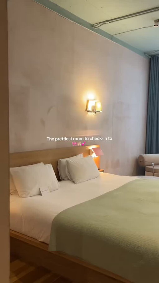 Book for the aesthetic, stay for the vibe.
Manchester is better with The Alan.

Save 20% this summer when you book direct. T&C's Apply.

📹: thedhanyaadiaries
