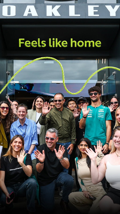 Bringing the #BritishGP vibe to London with @oakley.

Celebrating with friends and meeting new ones. Feels like home. 

#BritishGP