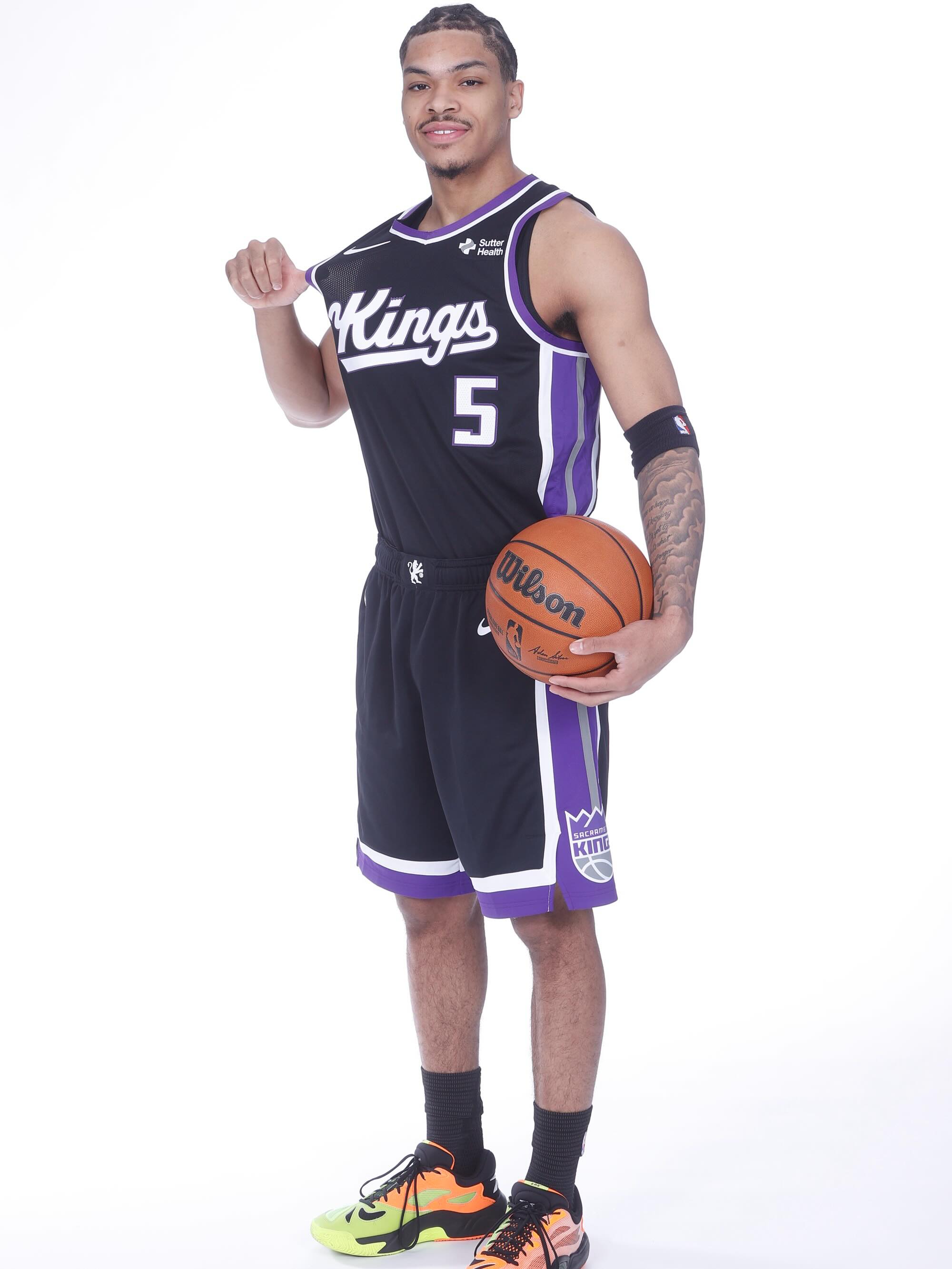@dariusacuff5 rocking the @sacramentokings threads! 😎

NBA Summer League in Las Vegas tips off Thursday, 7/9 on Prime and ESPN platforms!