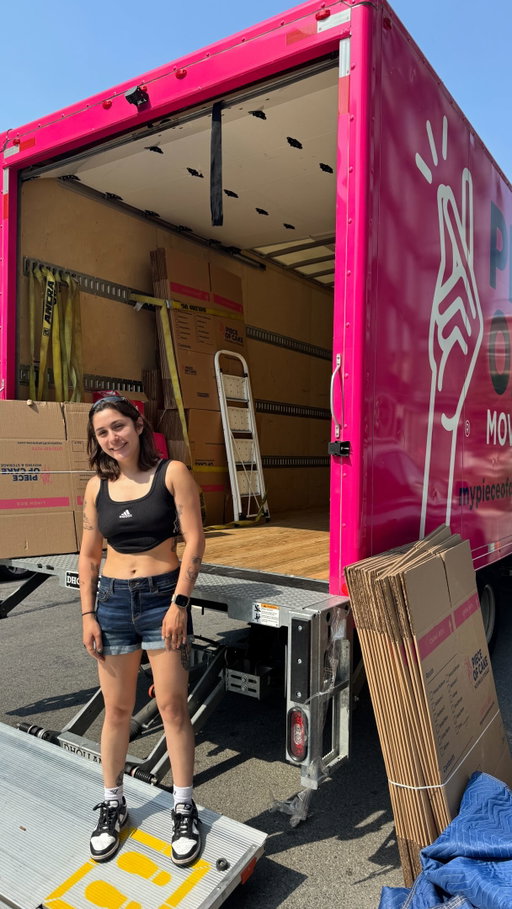 POV: You decided to move on the hottest day NYC has seen in 14 years… 🫠📦

Safe to say I couldn’t have done it without the incredible team at @pieceofcakemoving . They showed up with the best attitude, worked nonstop through the heat, handled everything with so much care, and somehow made one of the most stressful days feel easy.

If you’re moving in NYC, I genuinely can’t recommend them enough. 💚

Now… who’s helping me unpack? 😅

Use Code: CARA for a discount on your next move!