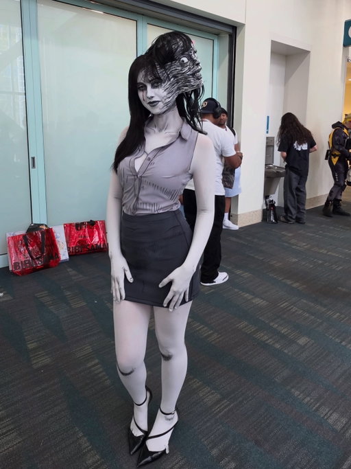 One of the most haunting cosplays we encountered at Anime Expo.

This stunning take on Tomie from Junji Ito by @candylion.cos perfectly recreates the unsettling black-and-white manga style—complete with one of her horrifying transformations.

#AnimeExpo #AX2026 #Tomie #JunjiIto #Horror Cosplay Anime Manga