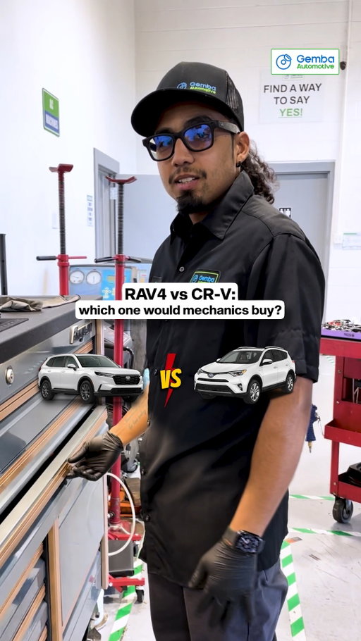 Why one speaker chooses the older Honda CR-V for its unique trunk feature.

#arizona #PhoenixAutoRepair #trustedmechanic #vehicle
