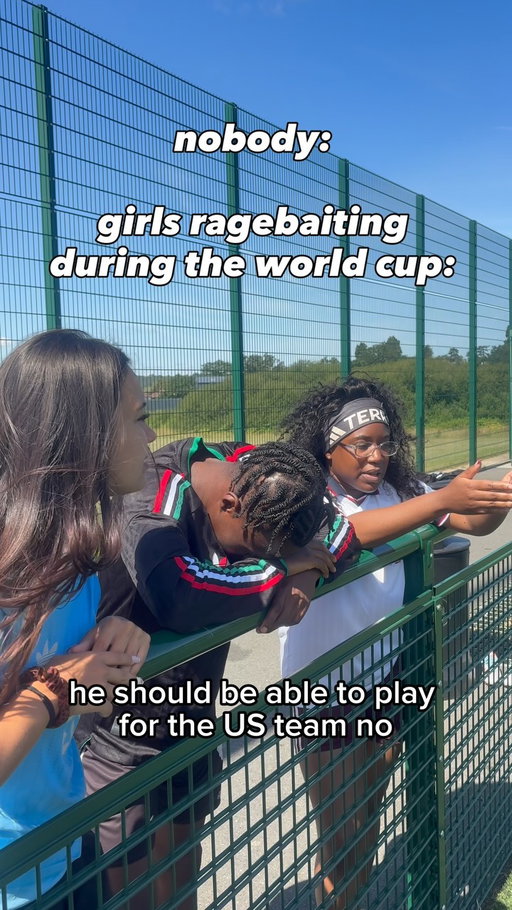 this is the worst when your team’s losing (don’t roast them they’re acting)