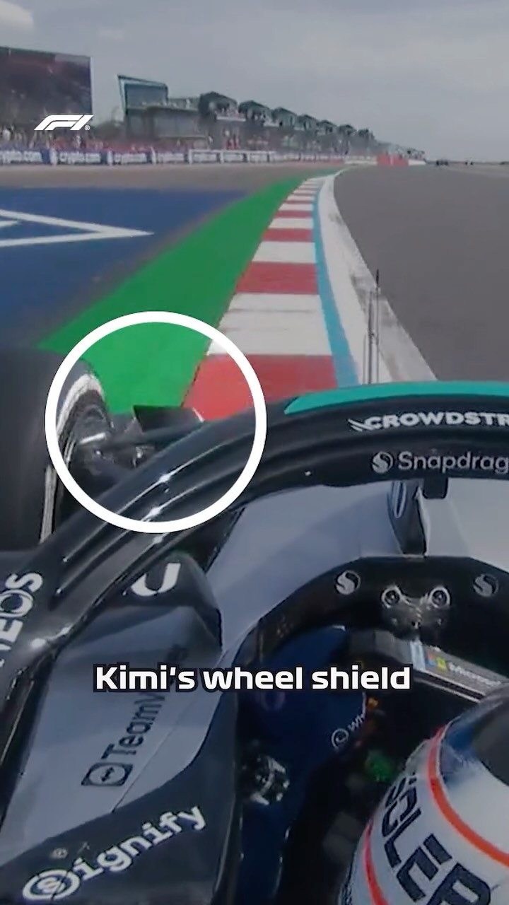 Blink and you'll miss it! 👀

This is where Kimi Antonelli's front-left wheel shield breaks loose at Copse 

#F1 #Formula1 #BritishGP