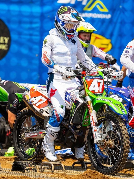 Bit of a struggle at RedBud but just glad to be alright from my mud flip in moto 2. Croom all week to get ready for the Wick. Thank you team 🤙🇺🇸