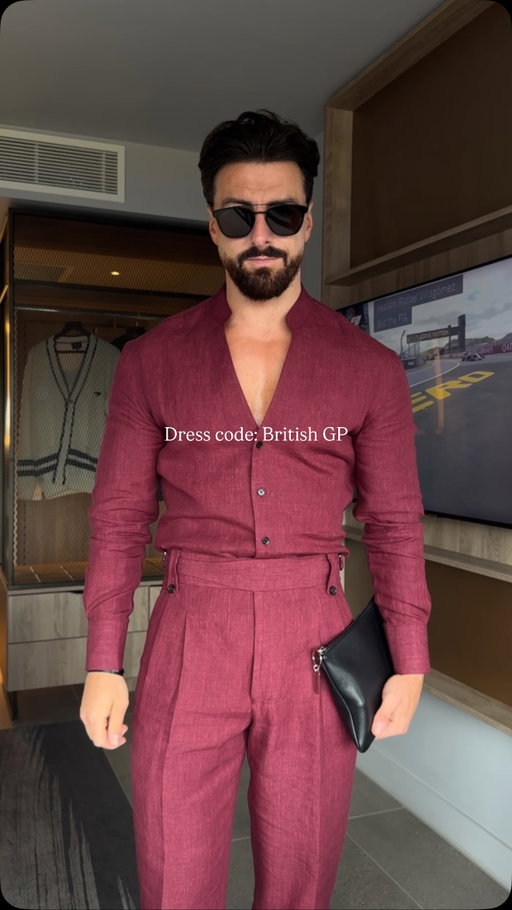 GRWM for British GP race day 🏁 🏎️ with @youtube @youtubecreators #YouTubeCreatorCollective

Full Look 👇🏼 

Suit @collarsandcuffs 
Fragrance @bdkparfumsparis 
Shades @ysl