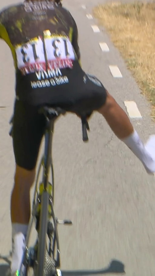 👟 Shoe change for 🇫🇷 @bruno_armi! 

👟 Changement de chaussure pour 🇫🇷 @bruno_armi !

#TDF2026
