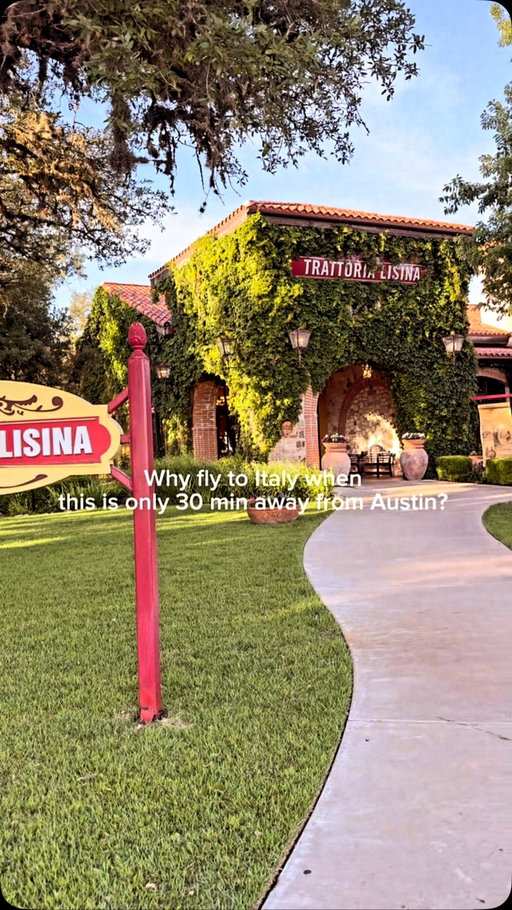 @trattorialisina is a estate Italian spot 30 min from downtown Austin. With delicious American Italian pasta dishes and gelato!  From the owners of @mandolasitalian but the menu at trattoria lisina is different . My favorite dish was the scallop pasta and penne with vodka sauce. The gelato was good here too! #austinfoodadventures #atxfoodtime