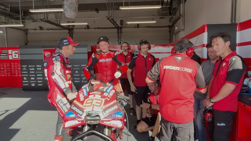 A historic day for @kayla_yaakov

Not every day you get to ride a Factory WorldSBK bike and a MotoGP bike. Today, Kayla experienced the machines of Nicolò Bulega and Marc Márquez at the iconic Misano World Circuit.

#Ducati #WorldSBK #MotoGP