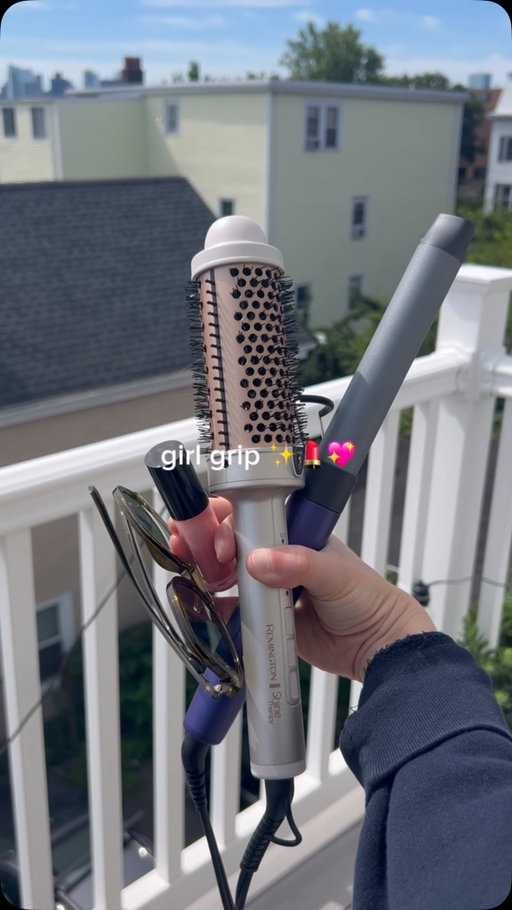 Adding whimsy to our daily essentials. ✨✨

#RemingtonHair #girlgrip