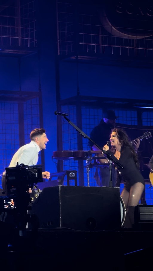 Still not over this. Shania 👑 @shaniatwain @bsthydepark