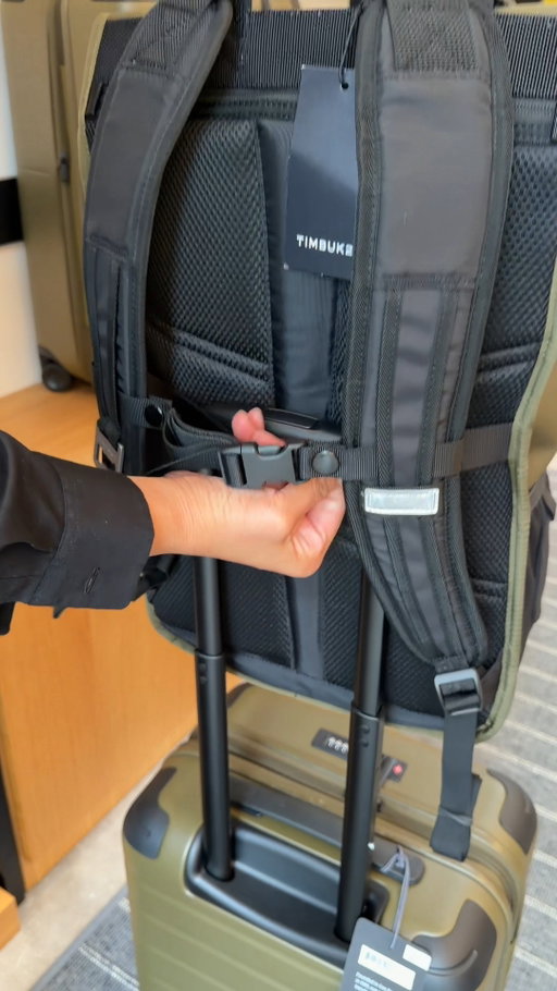 From first flight to final stop. 

Carry without limits this for your summer break and trust that our bags will get your belongings to your destination with ease. 

🔎 Mini Prospect Backpack + FreeStyle Carry-On in Moss