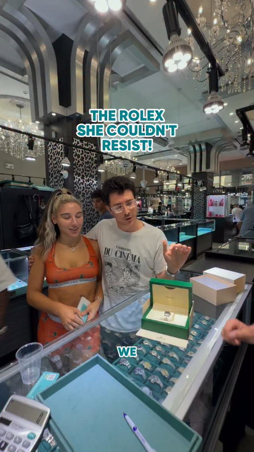 She Chose This Rolex! #nyc #diamonddistrict #watch #prestigebrothers