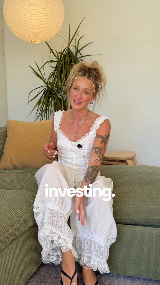 #ad | This is hard to admit, but for a long time, every time I had to talk about finances I would completely shut down. 

I felt both intimidated by it and embarrassed that despite being so confident in every other area of my life, I was so overwhelmed at this one. 

Gaining financial confidence and starting to invest was one of the best things I ever did for myself - both for my finances and for myself. 

And if you’re in the same place I was, @nationalbankofcanada is here to help you. 

Just visit www.nbc.ca/women to learn more 🩷

~

(Statistics according to a survey conducted by the firm Ad Hoc on behalf of National Bank - December 2025)