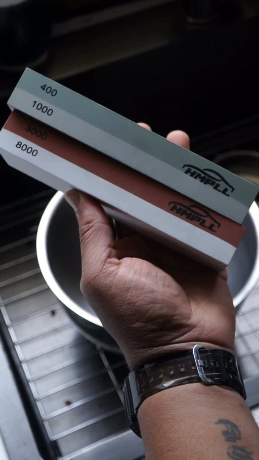 I’ve always got a soft spot for a good whetstone. It’s a classic way to sharpen a knife, and when you nail it, the results are awesome. But let’s face it—not everyone has the time to soak a stone, keep the angle steady, or practice until they get it right. That’s where @tumblerusa comes in. It takes a lot of the hassle out of sharpening while still giving you a super sharp edge in just a few minutes. Different strokes for different folks, and there’s nothing wrong with making knife care easier. A sharp knife is a safer knife, and if a tool helps more people keep their blades in top shape, I’m all for it. #tumblerpartner