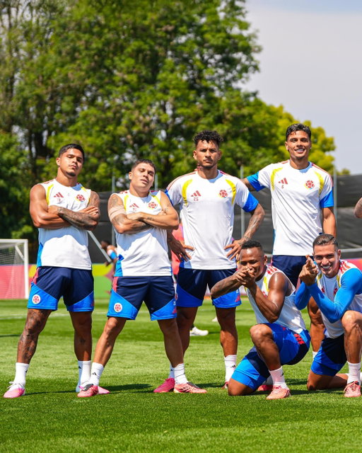 📸 ¡𝙌𝙪𝙚́ 𝙣𝙞𝙫𝙚𝙡 𝙚𝙡 𝙙𝙚 𝙚𝙨𝙩𝙖 𝙗𝙖𝙣𝙙𝙖! 😅

𝙇𝙤𝙨 𝙜𝙖𝙣𝙖𝙙𝙤𝙧𝙚𝙨 𝙙𝙚 𝙚𝙨𝙩𝙚 𝙡𝙪𝙣𝙚𝙨 👏

#ConOrgulloColombiano🇨🇴