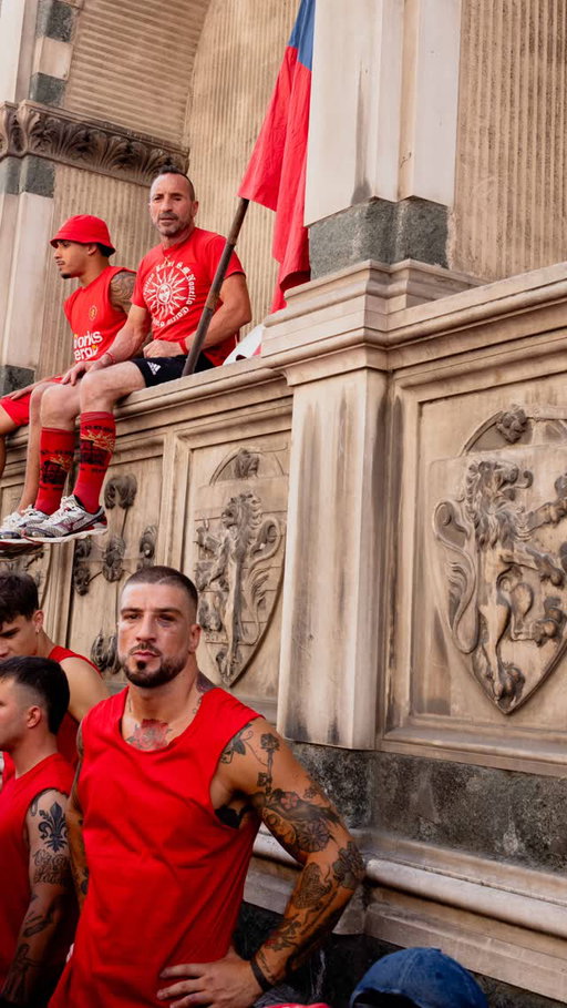 Florence - Calcio Storico Fiorentino for @crownsportsleague . The recent final of Florence’s historic bloodsport was the most grueling, brutal and closely contested match I have ever witnessed, as well as the first to be internationally broadcast
#calciostorico #bloodsport #mma #florence #leica