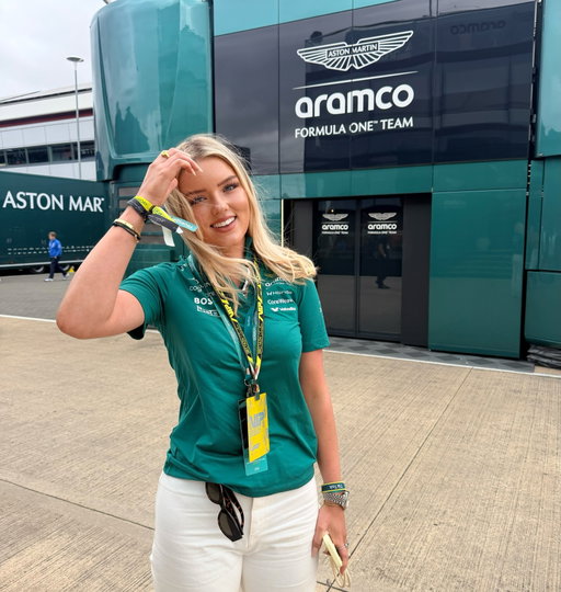 first race with @astonmartinf1 complete!!!!

a super super super fun week at the british grand prix with aston martin, doing my first race as part of the amr creator collective!!!🌟💚

we had various opportunities over the week of the british grand prix, one being a HIIT class with Celsius, another being, being able to go to the exclusive  I / AM house party by Aston Martin F1 in soho on friday, which was a great night!! featuring Max Dean coming to perform which was AMAZING!!

to then spending the weekend at the race at Silverstone circuit, watching the race from The Lawn at the AMRTC to track side!!! & even PADDOCK PASSES…

overall it was a super fun week being at my home race (with silverstone literally is home for me!!) doing it all while being surrounded by such great people. I am SOOO grateful for this opportunity by the Aston Martin Aramco Formula One Team. 

here’s to so much more as TEAM GREEN!! :)))

post silverstone blues are real… 🥹🌟🇬🇧🏎️🏁

#britishgrandprix #silverstone #silverstonef1 #formulaone #explore

house party vibessss!!!

me 🤝 paddock era

me & kiera rocking the velvet collection

💚💚💚

any guesses what’s in this😲😲😲

I / AM party!!

f1 girly

team greennnnn

😆😆😆

paddock passes is the fit

goodie bags r sooo cool by AM

good fit, coffee & watching the f1 = 🤍

inside the lawn !!!

the creator collective girlies

🏎️🏎️🏎️

MAX DEANNN IN HOUSE!!!

💚💚💚

dump over !!! best time was had 🥹🤗🌟💖😲🏎️🤍🇬🇧🤝