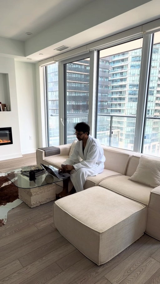 I finally found the perfect sofa. 🤍
This new apartment has been my fresh start, and creating a space that feels calm and truly mine meant everything to me.

The M1 Sectional from @rove.lab became more than just a piece of furniture— it’s where I work, create, rest, and dream about what’s next.
My apartment finally feels like home.

#RoveLab #M1Sofa #gifted #decor