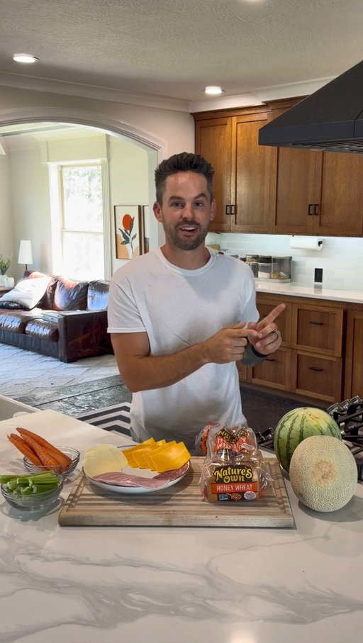 Does that look at all like an owl?!? I thought I could squeeze around the bounce house, but ended up clipping it, so found this one on clearance and it was a hit!! Next time you’re looking for bread, check out @NaturesOwnBread now with a simpler, shorter ingredient list. #NaturesOwnPartner #ad