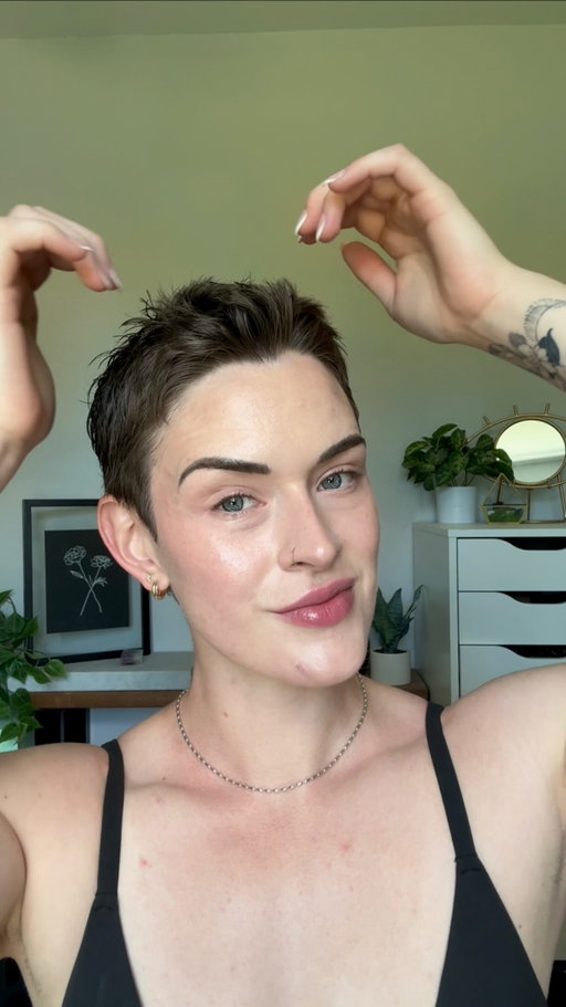 Nothing better than a fresh pixie cut #pixiecut #pixiehaircut #shorthairstyles #shorthairgirl