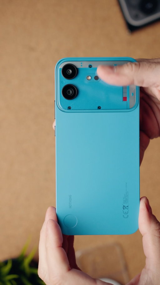Nothing Phone (4b) is probably the best looking phone for those on a budget. What do you guys think ?

#nothingphone #android #phone