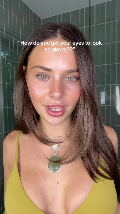 One of my fav products everrrr
-
-
#glowymakeup#grwm#makeuptutorial #nomakeupmakeup #makeupinspo