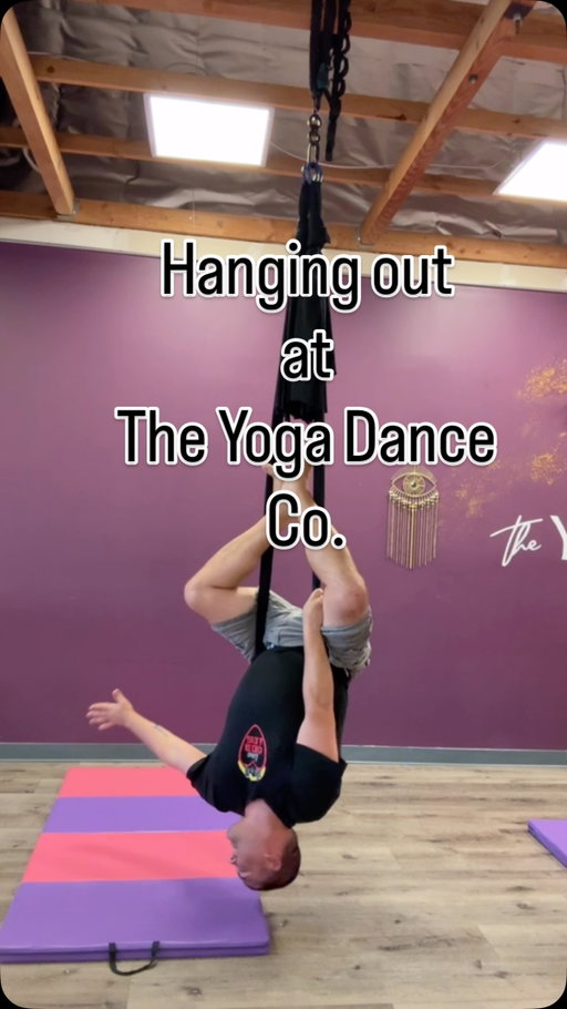 A few weeks back @studioauburn.creative invited a few of us over to her @theyogadance.co studio for a fun adult aerobic workshop. AND MY OH MY it was quite the experience! Thank you to Auburn and everyone who came for a very fun and memorial night here in Glendora! Def recommended for anyone who wants a fun way to exercise and/or feel sore in ways you didn't know was possible. 
•
•
•
#glendora #azusa #covina #sandimas #laverne