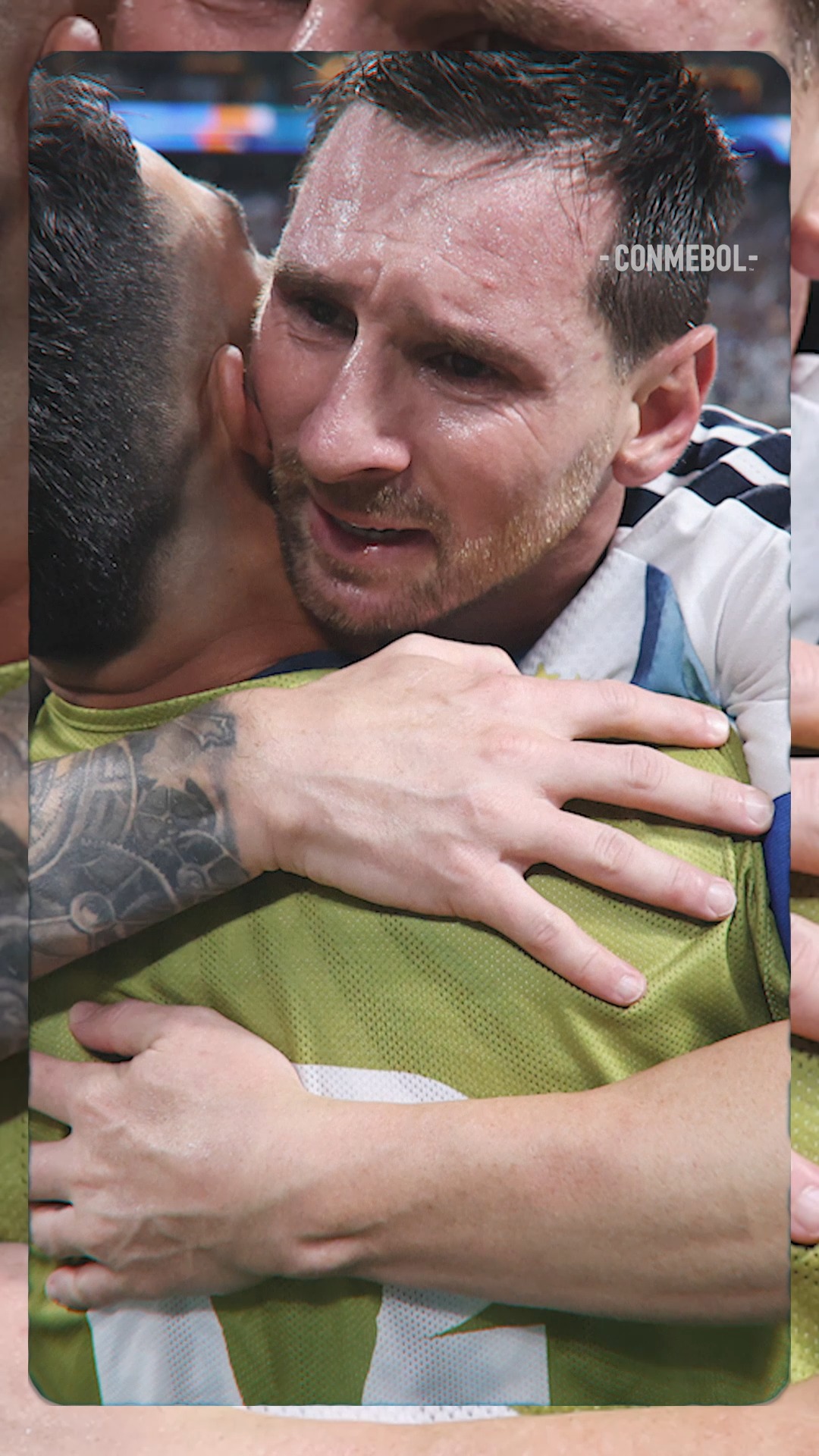 La emoción de Lionel Scaloni al hablar de Lionel Messi 🇦🇷🙂 

#CopaMundialFIFA