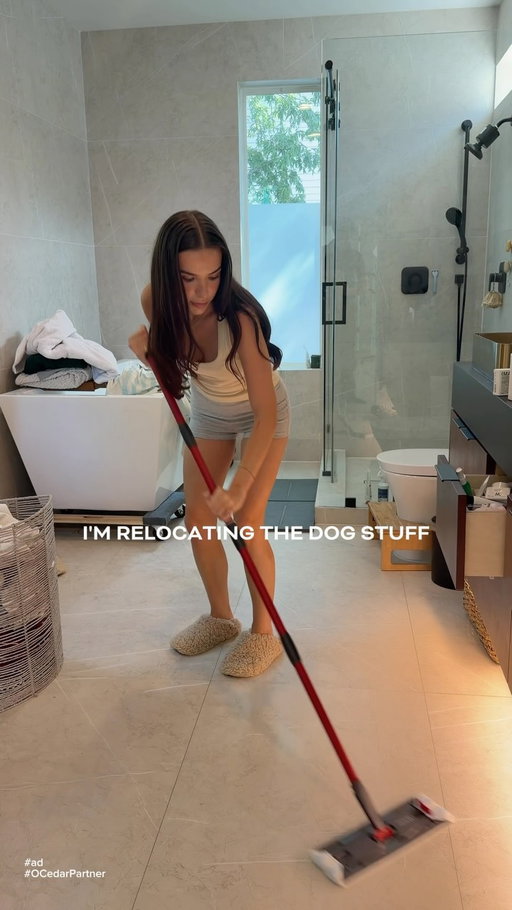 #ad For the first time in 6 years I have an empty house. No dogs, no chaos, just me finally doing everything I’ve been putting off. Painting walls. Running Errands. Deep cleaning in a way I genuinely never get to. The O-Cedar H2prO flat mop lives upstairs permanently. This is my lighter everyday clean, bedrooms, bathrooms, and honestly it works insanely well on windows too. Same principle as my downstairs mop though, clean water and dirty water never mix. It actually sprays clean water every single time you insert the mop. The engineering behind it is kind of wild.
Will the walls be painted before they get back? Unclear. But the floors are going to be immaculate.
@ocedarclean #OCedarPartner