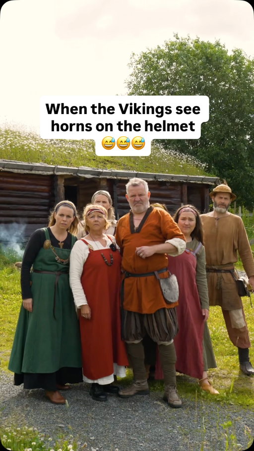 When the Vikings from @stiklestad1030 meet 🇳🇴⚽️ supporters:) ROW! 🚣⚽️🇳🇴 

🎥 @stiklestad1030
