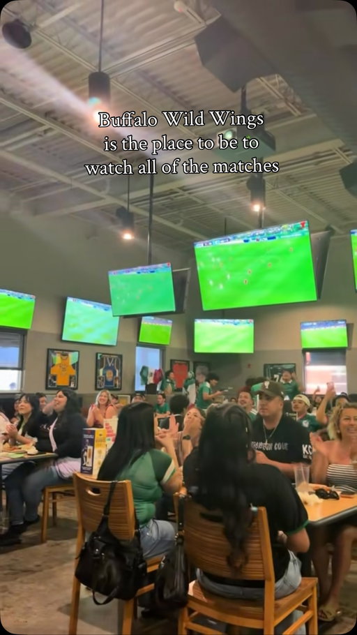Buffalo Wild Wings is the place to be to watch the matches!

video credit: @biaaanca17