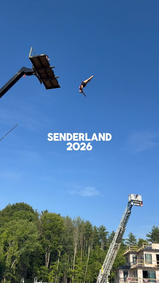 THIS is SENDERLAND 🦅🇺🇸
Put some of the pressure to be perfect aside and spent the weekend cliffjumping for the joy of it. It’s a work in progress- but not filming everything I do and worrying about clips for socials has been incredibly refreshing. I tried jumps I’d never go for in a pool setting. Did like 20 dub backs, realized I actually know what’s going on (even when I kick out early), and decided it’s my new favorite trick. Hyped I tried a lot of new skills (so many of which I don’t have videos of) and there’s a lot more on my mind now to try some day 😝 dub g you’re next 

I also had the pleasure of hosting a girls only cliffjumping workshop alongside all the amazing badass female senders out there and I’m so grateful to encourage other girls to  go for it and face fears! I know for myself, encouragement is the #1 thing that has helped me to get to where I am, and I hoped to create a space where we all can do that for each other, especially in a space that’s typically dominated by elite-level guys. Thank you to ALL the girls who came out and gave it a go, you all inspire me so much! 

Thank you to my sponsor @synnove.finden for sending me out here for the 3rd stop of @dodsdivingleague season. It was such a memorable first real comp for me and now I’m hungry to get my tricks dialed for Norway 😈