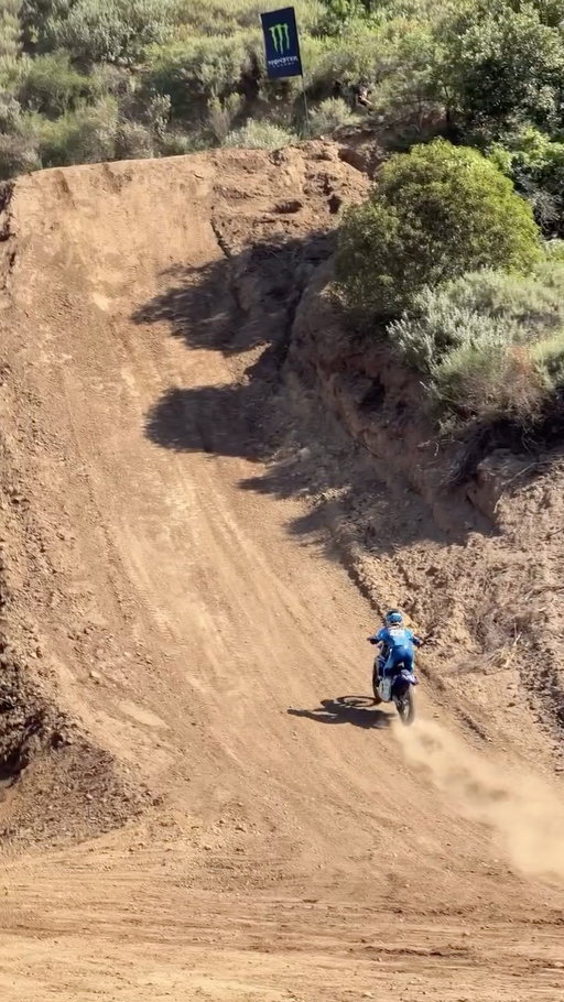 Needed all the speed for this one ✊ Full Decend course was unreal. @joshill75 & @grantpalmer282 killed it on this build. 🔥 VIDEO IS LIVE on the @monsterenergy YT