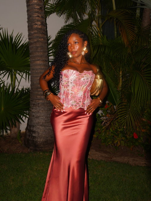 ☀️🐚🌺life lately🫧🧚🏽‍♀️🎡

passport stamps all 2026 and on🛂🌎

Sunsets in Cancun>>>>🌴🌺🐠🐚☀️

NBA Girls Night Out💋🏀

Island Hopping in Panama🏝️🩵

client event tingzzz🌸👩🏽‍💻
#nationalcherryblossomfestival 

Night out in La Placita💃🏽🇵🇷

shoutout to the @ravens for the private tour 
SUPER BOWL 2027💜🖤

sprained ankle + vacay

this is a miracle knot fan account!!!

beach day essentials☀️🍉🏖️

Twisted T Chronicles w/ my❤️🎡

A 🍋drop older #25 

my girls 4L♾️❤️

#eternalsunshinetour 🩵🧚🏽‍♀️🫧

Waterfalls in Puerto Rico>>>🧘🏽‍♀️

ARIIIIIIIIII 
100/10 Concert #eternalsunshinetour 

👁️🖤

🌺

welcome to the comeback bby🧚🏽‍♀️🫧

#thenaturalari #thecomebackseries
