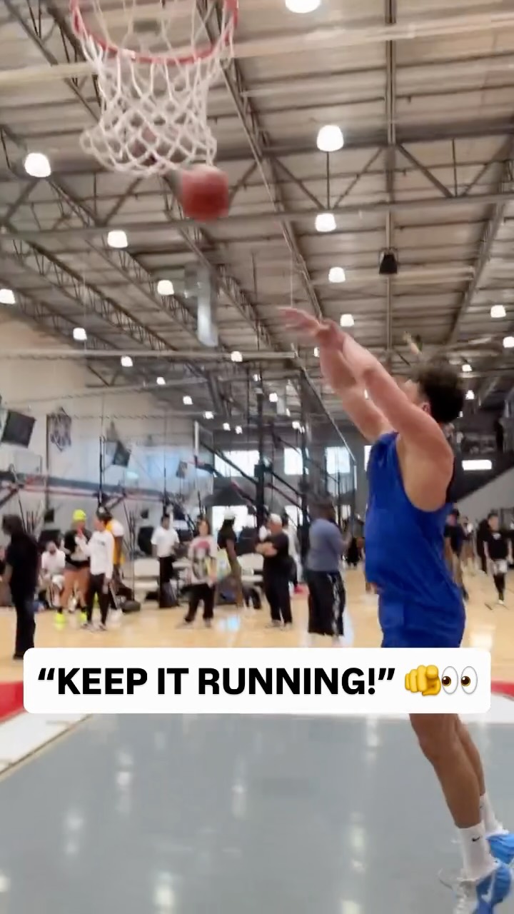 @mdmotivator with the assist to @everybody_hatechriss for the slam and then hits a DEEP three 🔥

Practice is underway in Vegas for the @playstation Creator Cup!
