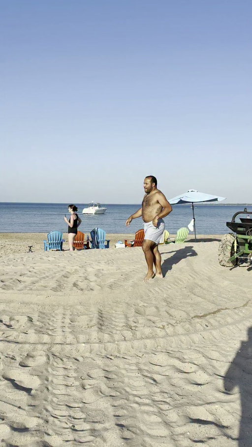 Throwback Thursday to a good ol’ beach day in the hometown. 

#Home #Outdoors #Flips