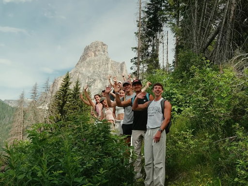 That’s a wrap 🇮🇹🏔️

What an incredible week thank you to all of the amplify crew that made it so special. 24 strangers enter, 24 friends leave. That’s the goal every event.