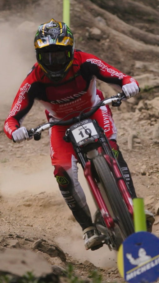 Hauling 🔥✊

#CanyonBikes #MTB