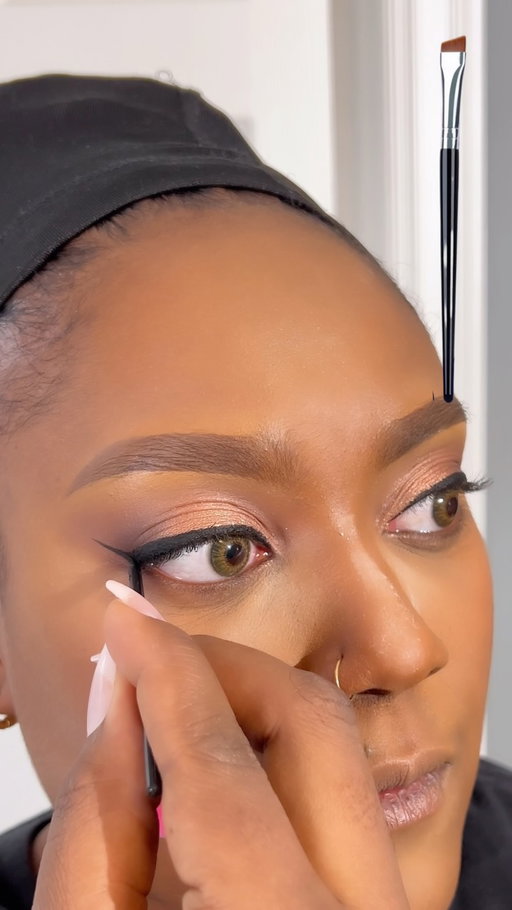 Houston🇺🇸 makeup class (1 seat left) 

Toronto🇨🇦 makeup class (4 Early bird left)