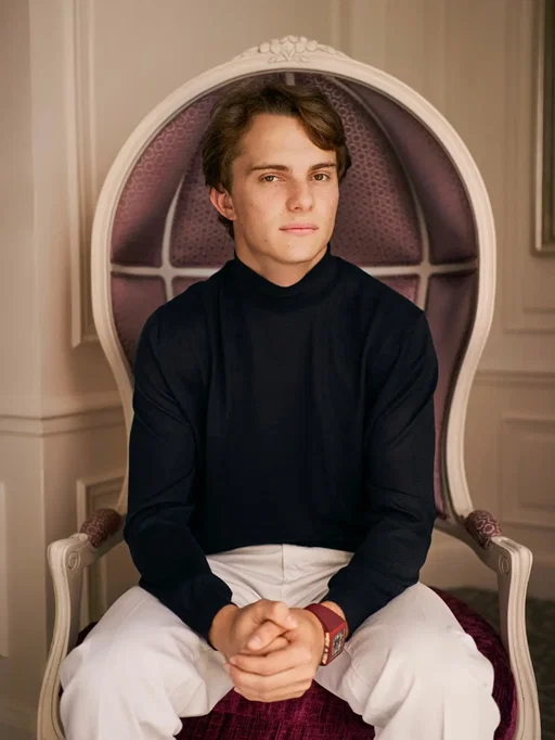 No thongs in sight 🩴 @vanityfairfrance