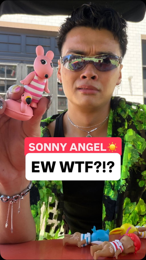 WTF IS THIS??! 
 
 
 
 
 #sonnyangel #shopping #sonnyangelsummervacation #secret #blindbox