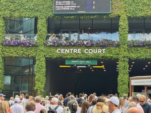 What a day, and what a way to start the week out @wimbledon