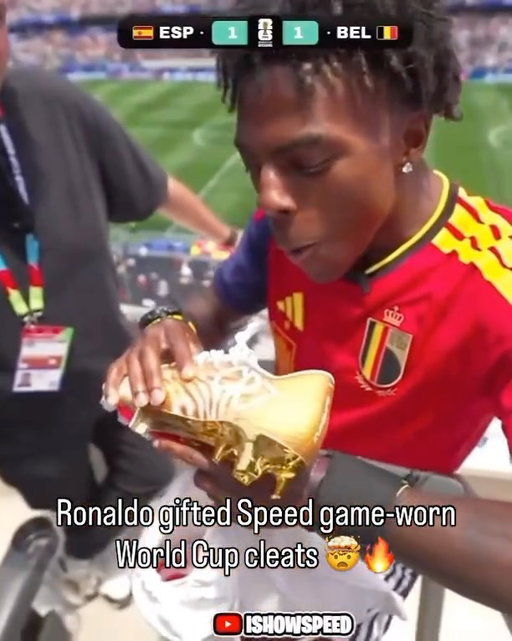 CR7 Is a real one for this. 🔥🙌 @ishowspeed