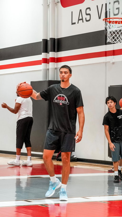 Whose the imposter? 👀🥷🏀
•
•
•
#nba #basketball #jdub #imposter