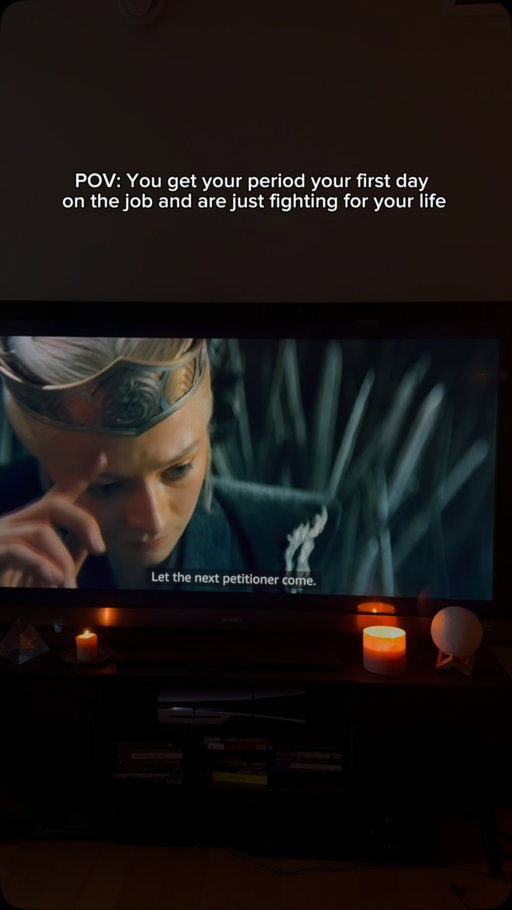 The crown feels heavier when it’s that time of the month 👑 But honestly, I’m so happy they showcased this because it’s an added layer of the female experience and really adds context and depth to the difficult position Rhaenyra finds herself in. #rhaenyratargaryen #hotd #houseofthedragon #rhaenyra #hotdseason3