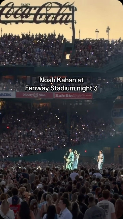 Night 3 of The Great Divide Tour at Fenway Park 💚 

#Gametime #NoahKahan