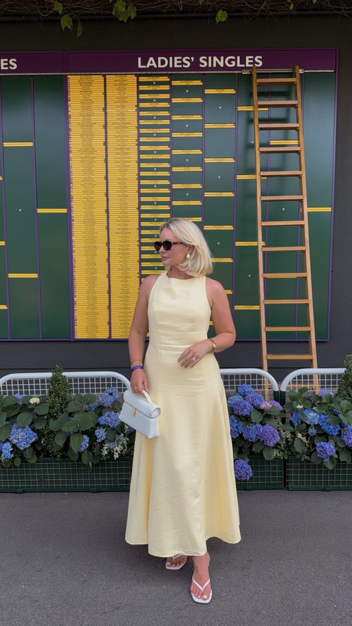My first Wimbledon 💛🎾✨
Ad I couldn’t decide between these 2 gorgeous @nobodyschild outfits, I’m so glad I went with the yellow in the end. It felt like such a happy outfit to wear, and it ended up getting so many lovely compliments! Already planning on rewearing it for an upcoming wedding, and the white outfit is going to be a perfect little look for the heatwave! ✨