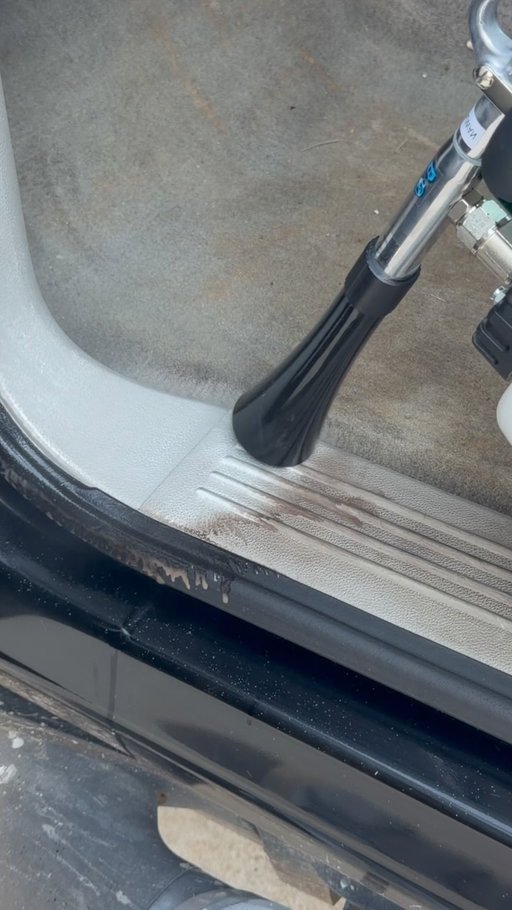 We tried the Tornador Black to see if it’s worth all the hype!!! The results are in see for yourself. #fyp #detailing #autodetailing
