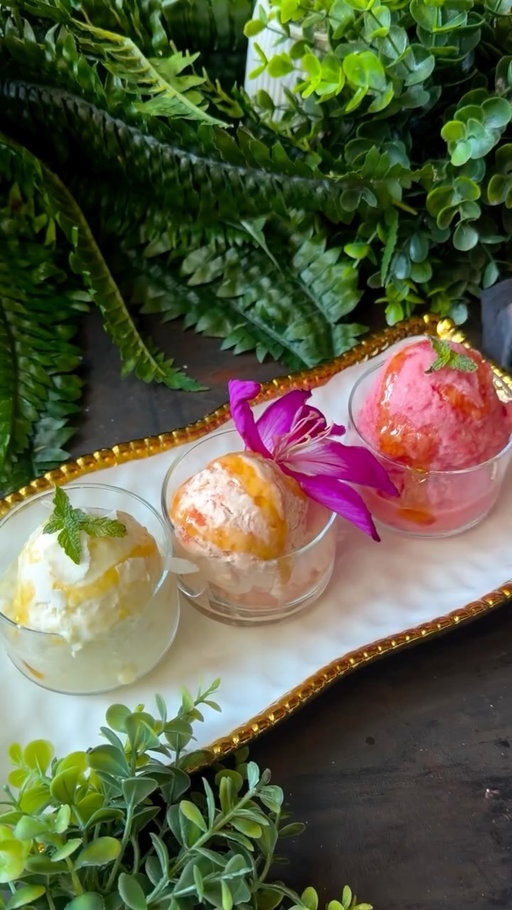 VIRAL FRUIT ICE CREAM: Would you try this? We are obsessed with it this summer! 🍉🍑🍇🍓🍒🍍 #fruit #summer #viralfood #foodies #foodstagram